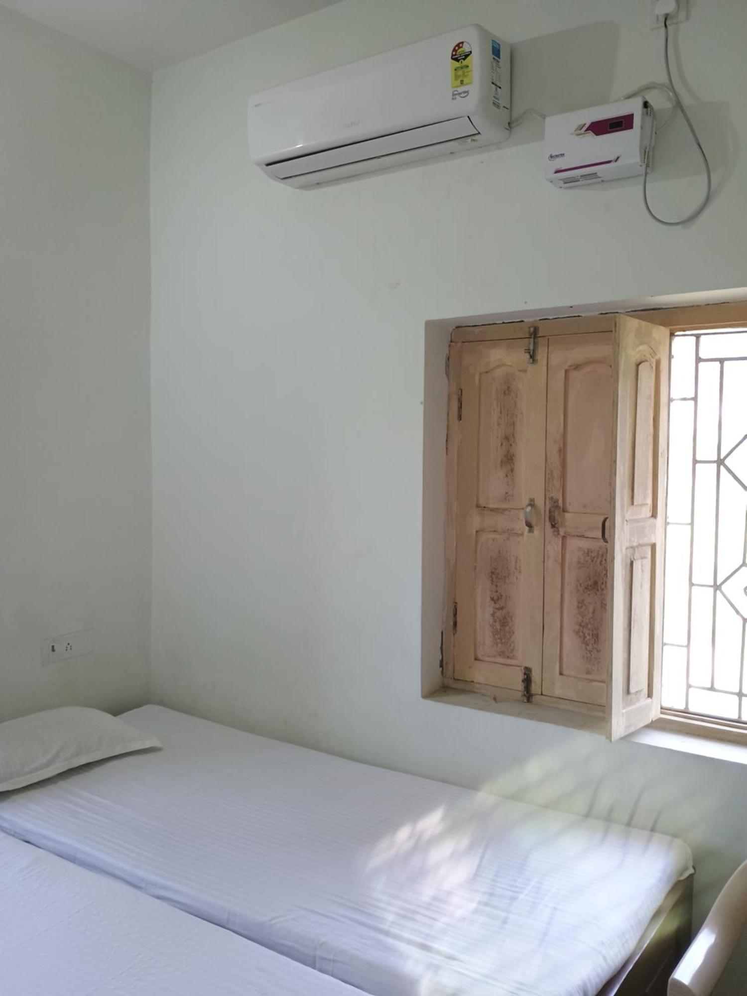 Budha Ashram Guest House Bodh Gaja Pokój zdjęcie